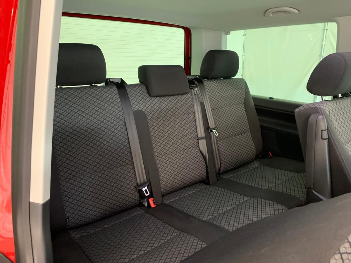 Volkswagen T6.1 Multivan 7-SITZER NAVI LED AHK DAB foto 4