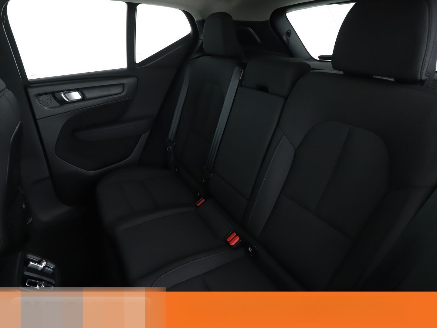 Volvo XC40 1.5 T3 Momentum Pro 2WD Aut.*NAV*TEMP*AHK* foto 14