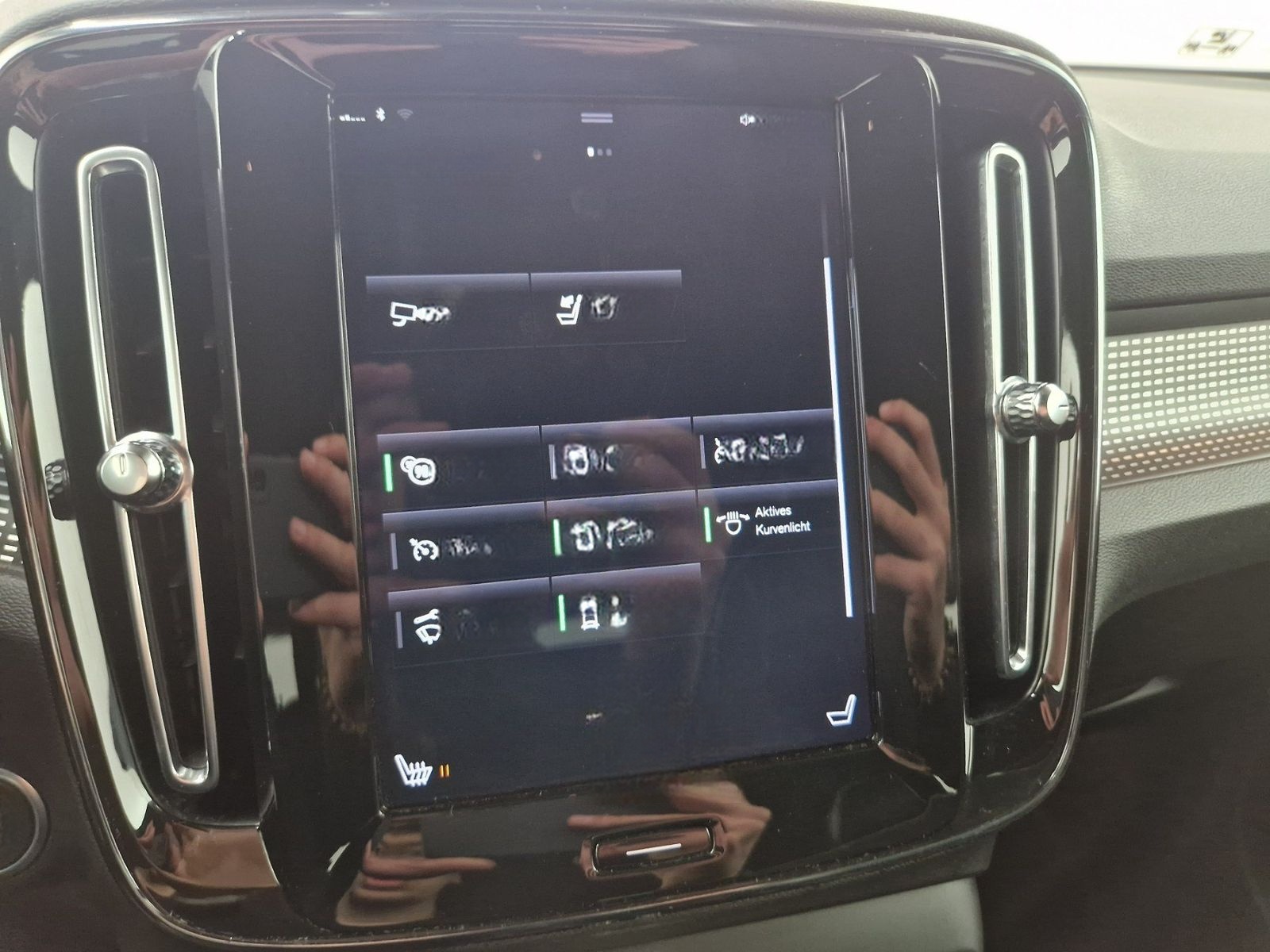 Volvo XC40 R-Design Automatik SHZ LED foto 18