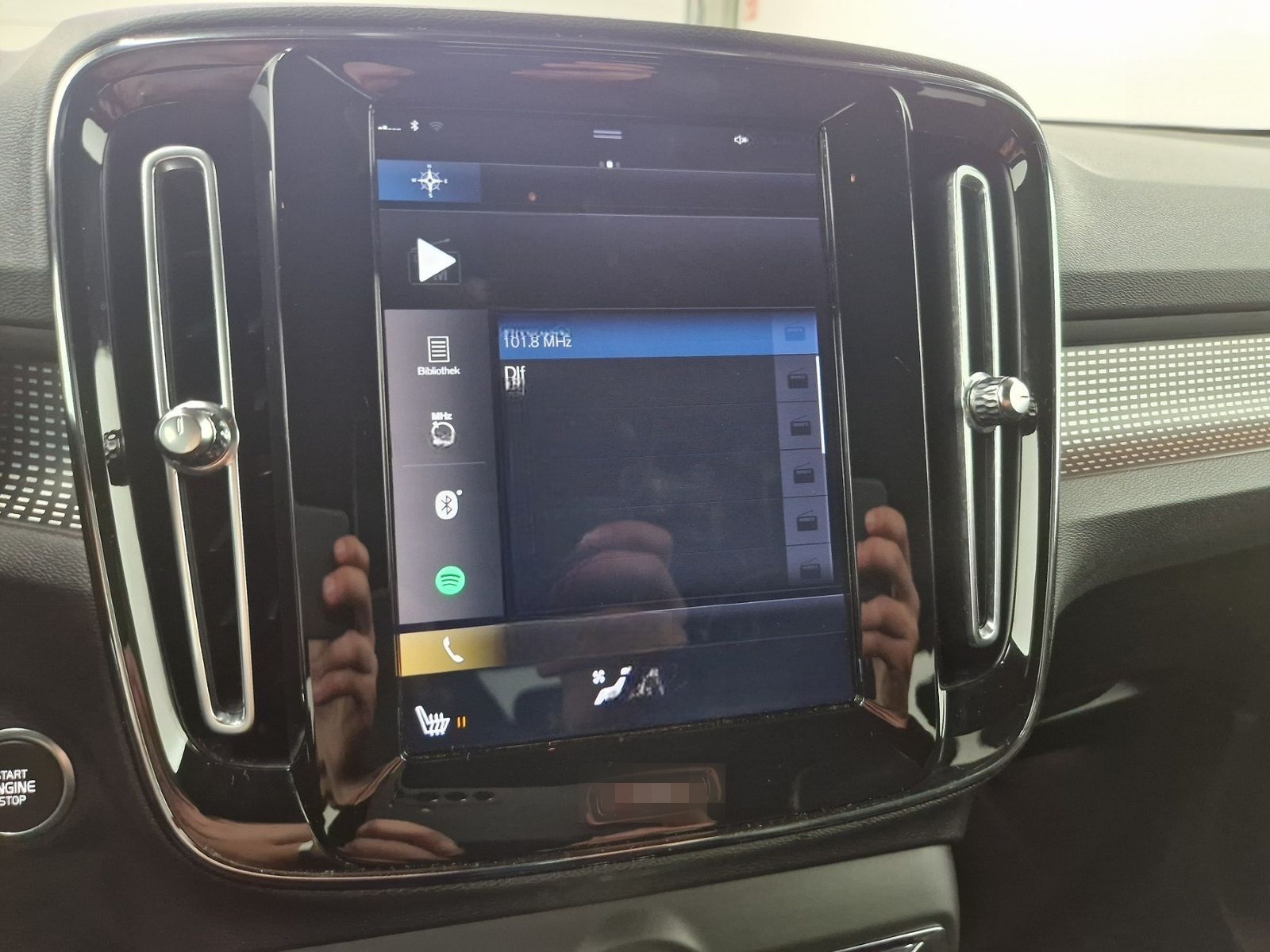 Volvo XC40 R-Design Automatik SHZ LED foto 20