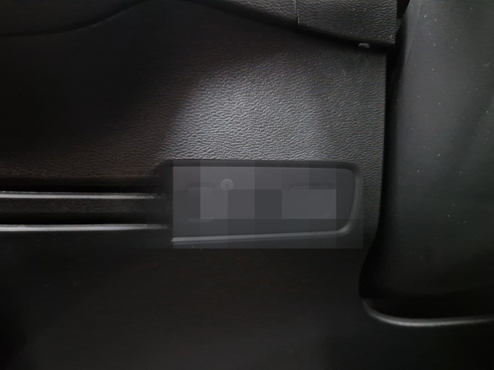 Volvo XC40 R-Design Automatik SHZ LED foto 24