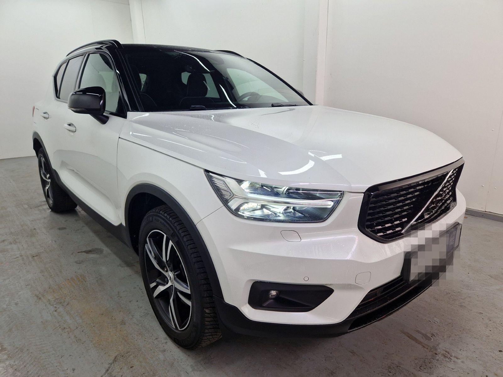 Volvo XC40 R-Design Automatik SHZ LED foto 5