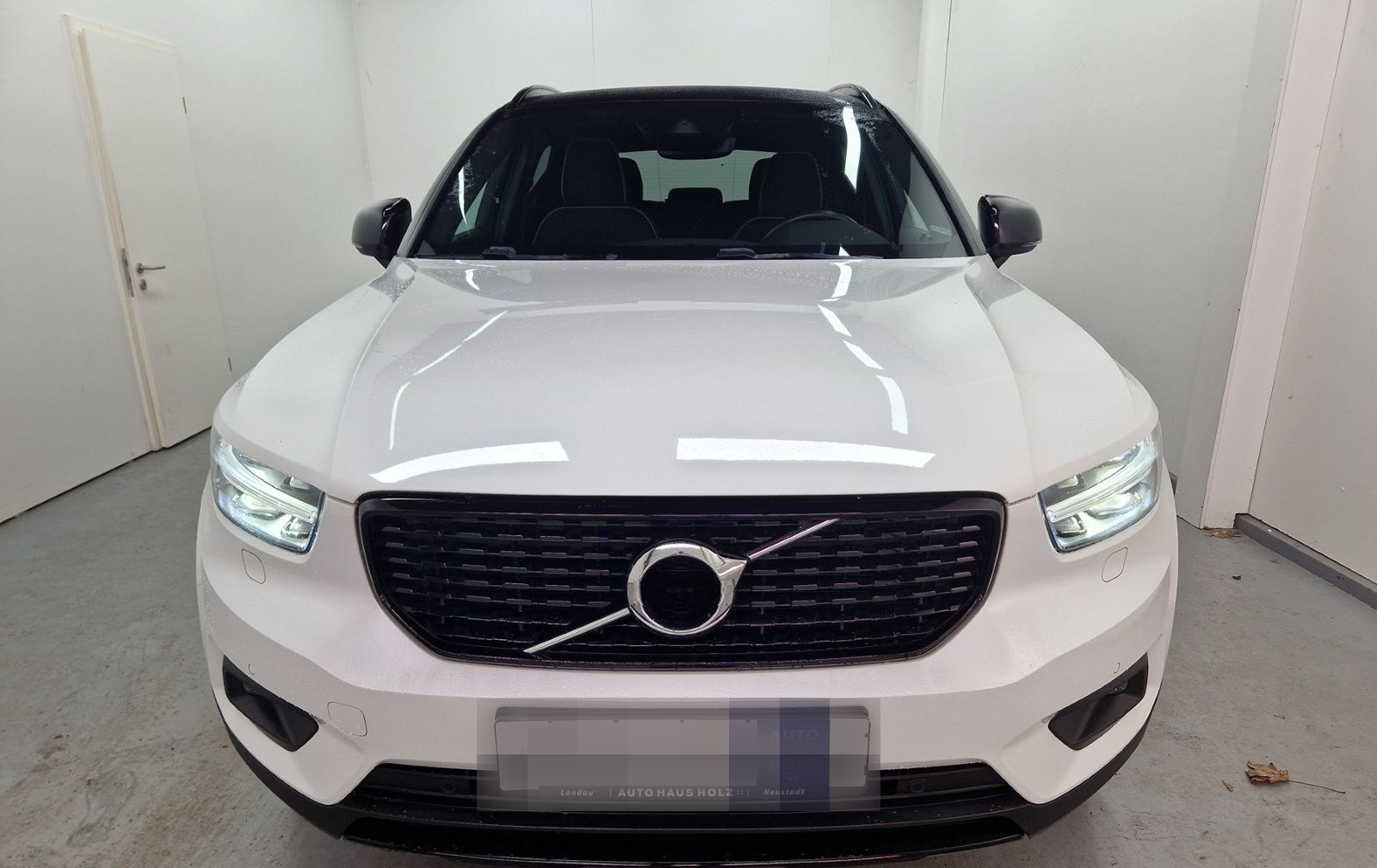 Volvo XC40 R-Design Automatik SHZ LED foto 6
