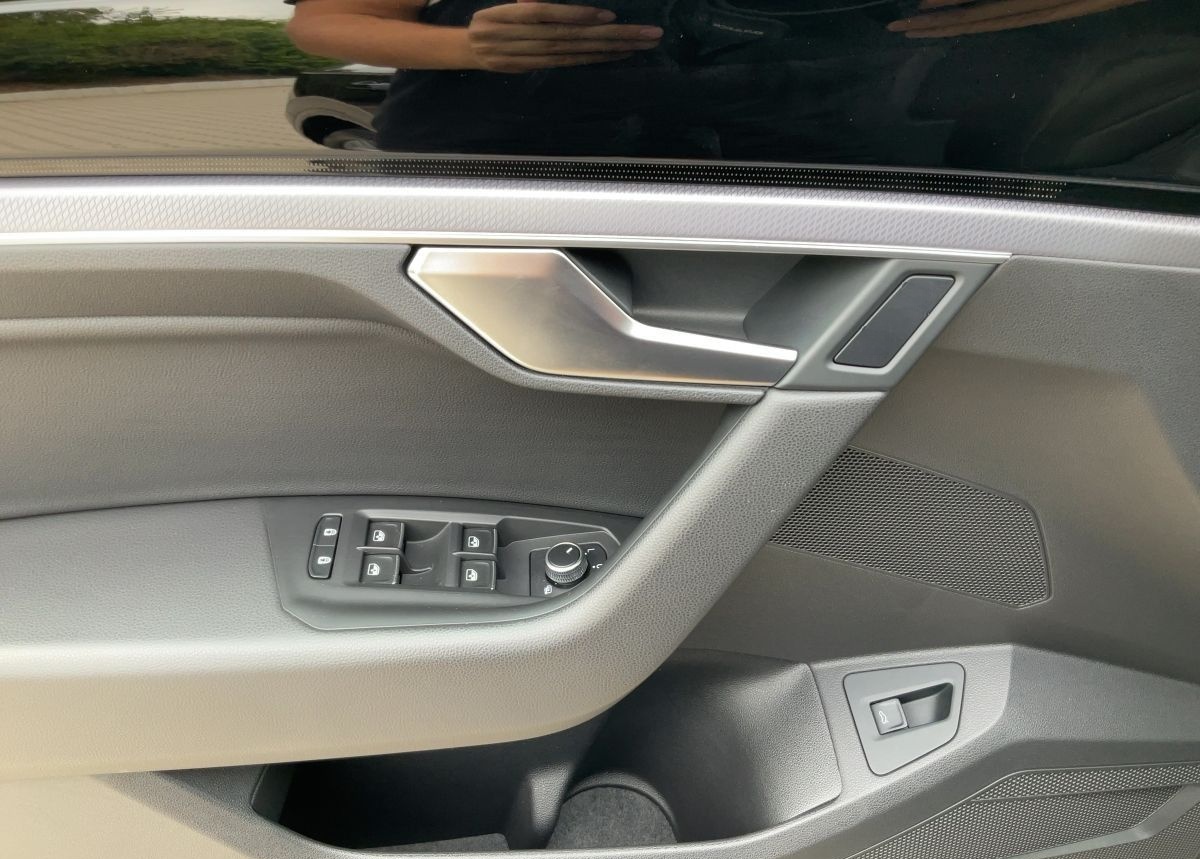 Volkswagen Touareg 3.0TDI 4M R-LINE LED+NAVI+ACC+SHZ+KAMERA foto 16