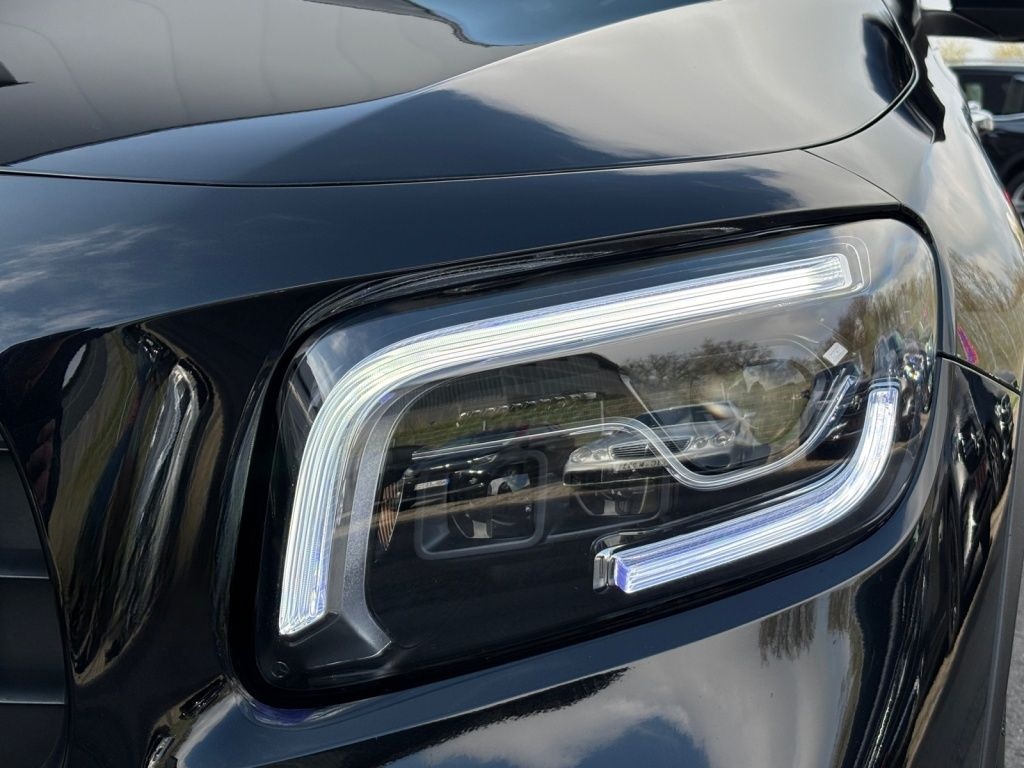 Mercedes-Benz AMG GLB 35 4M AMG/Night/Multibeam/PSD/ foto 18