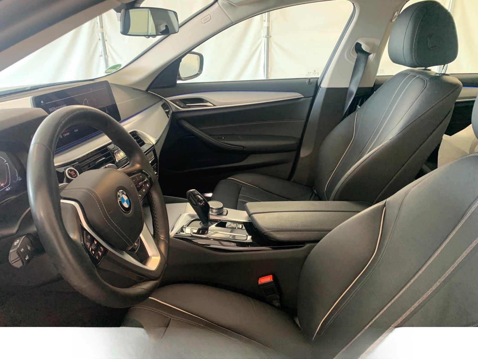 BMW 520d Lim LASER/DRIVING PRO/COCKP-PRO/LEDER/HUD foto 7