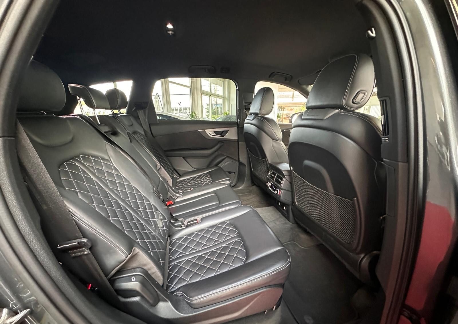 Audi Q7 3.0 TDI quattro S LINE/7 SITZE/STANDHZ/Matrix foto 15