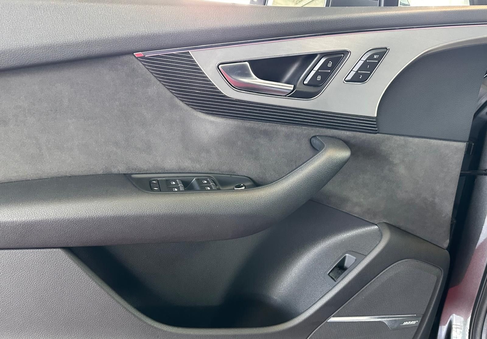 Audi Q7 3.0 TDI quattro S LINE/7 SITZE/STANDHZ/Matrix foto 18