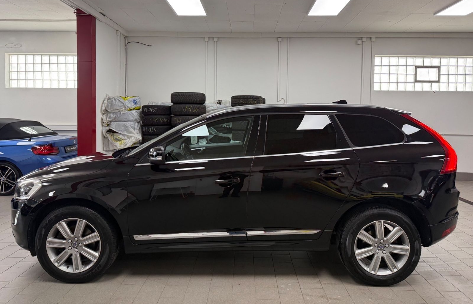 Volvo XC 60 Summum AWD*NAVI*PANO*XENON*LEDER*PDC*4x4* foto 9