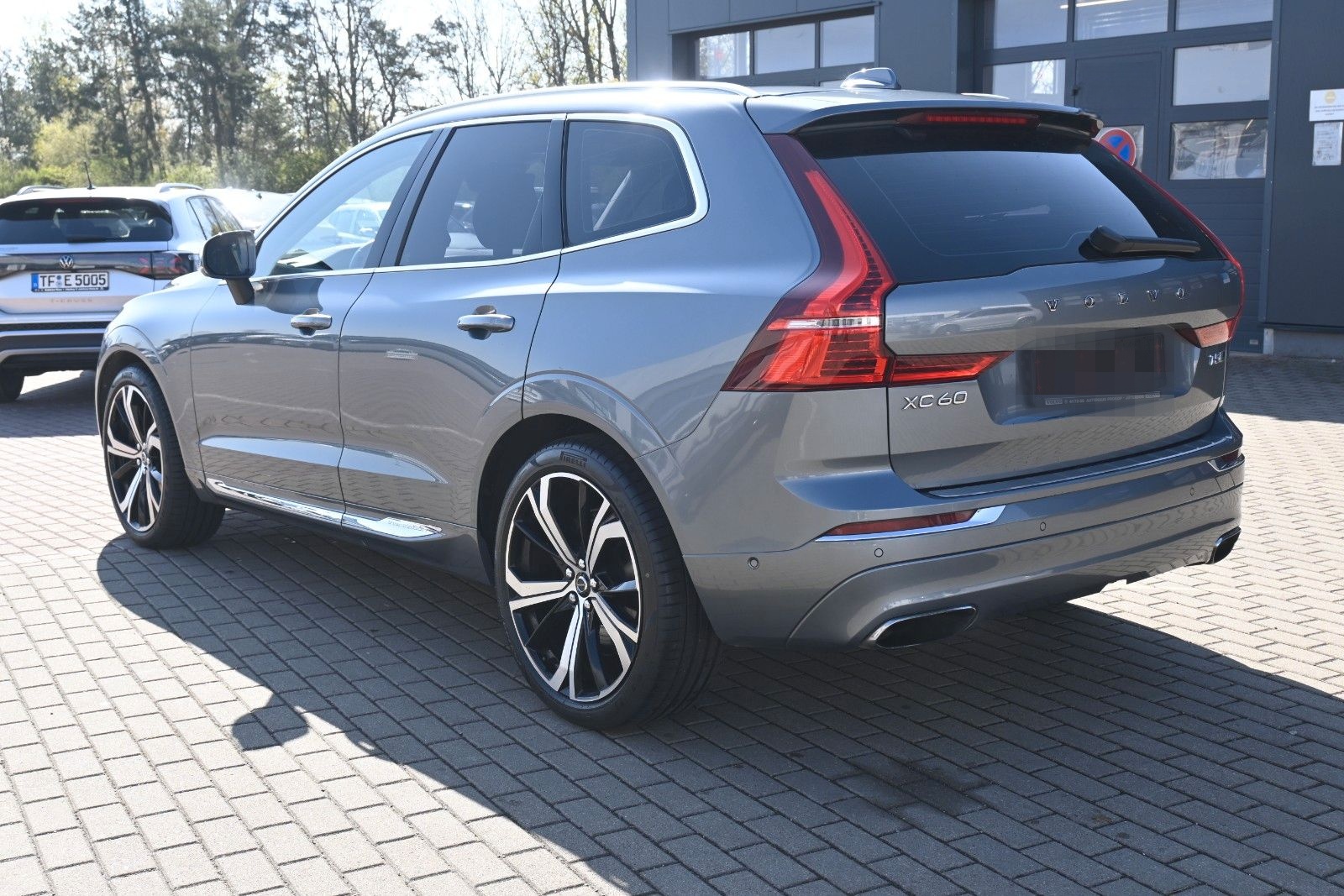 Volvo XC60 T5 AWD Autom. Inscription*PANO*360°*ACC*AHK foto 3