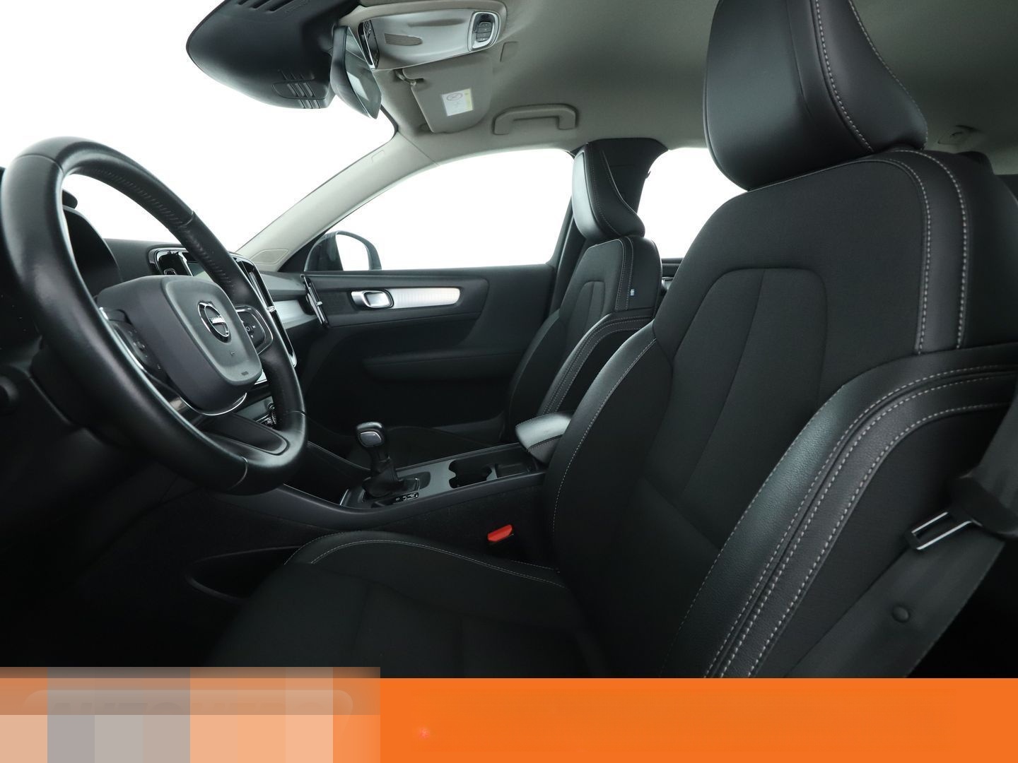 Volvo XC40 2.0 D3 Momentum Pro 2WD *NAV*TEMP*CAM*AHK* foto 10