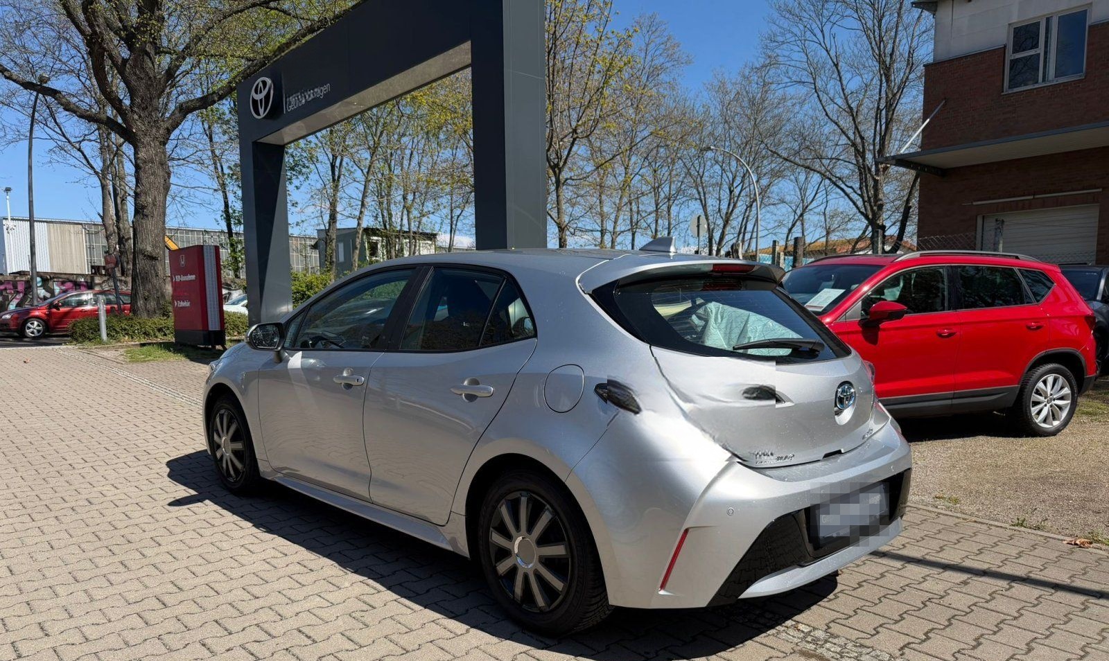 Toyota Corolla 1,8 Hybrid  Business Edition *1.HAND*WKR foto 5