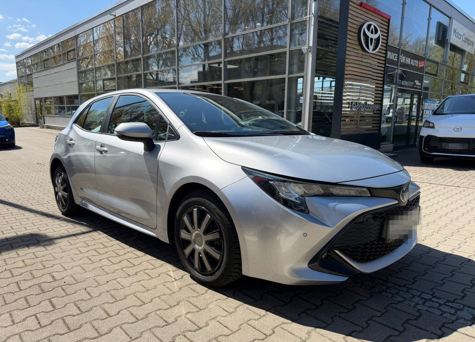 Toyota Corolla 1,8 Hybrid  Business Edition *1.HAND*WKR foto 8