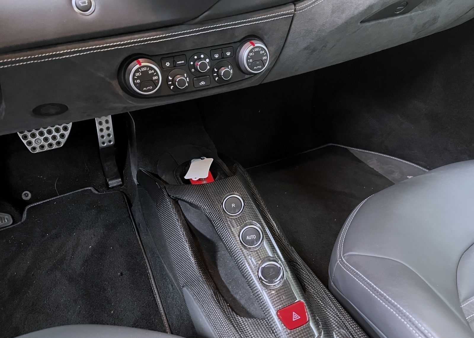 Ferrari 488 GTB Coupé *UVP: € 438.000,-* foto 13
