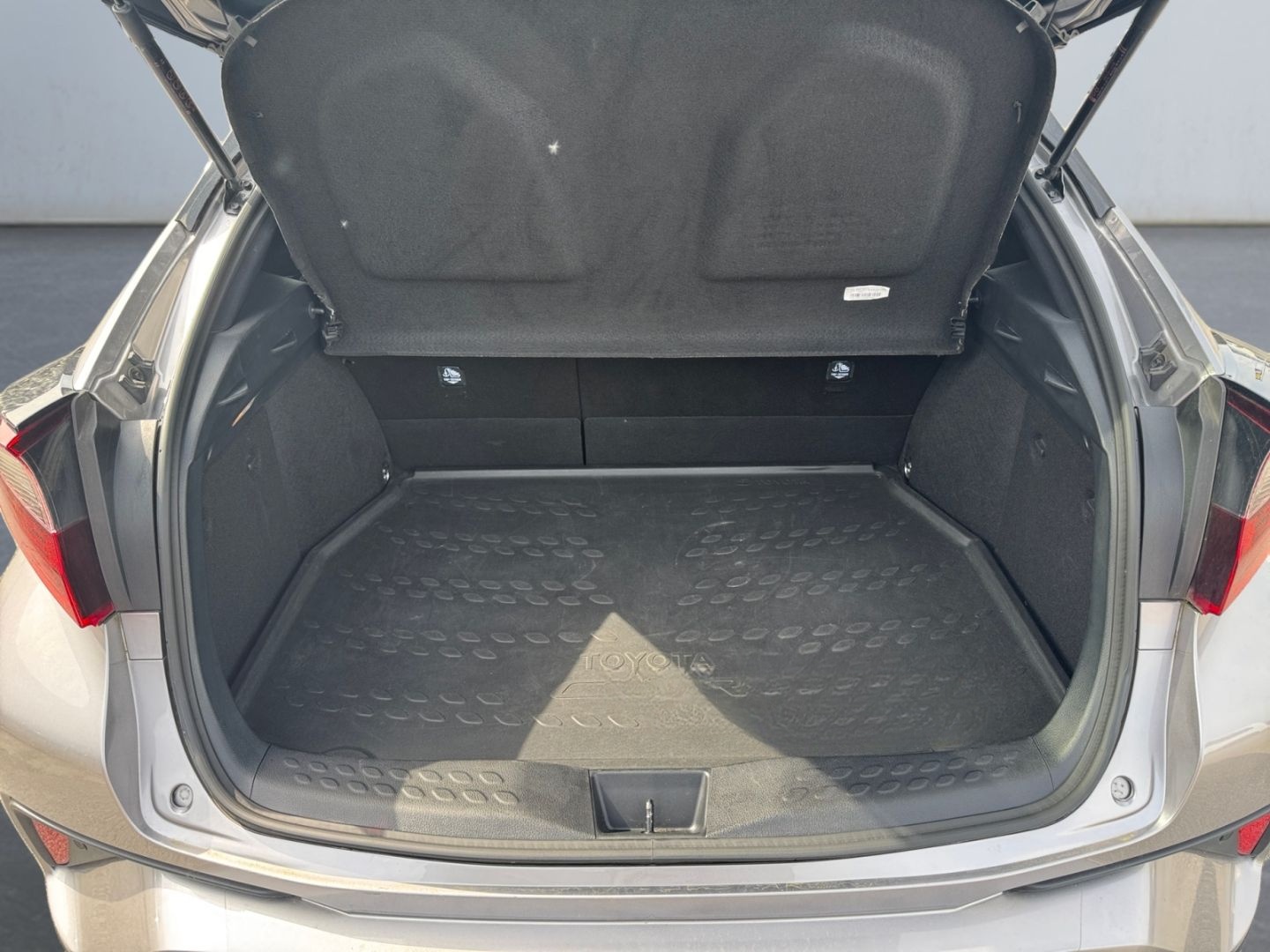 Toyota C-HR Team D 2.0 Hybrid *LED*ACC*CarPlay*CAM*SHZ* foto 17