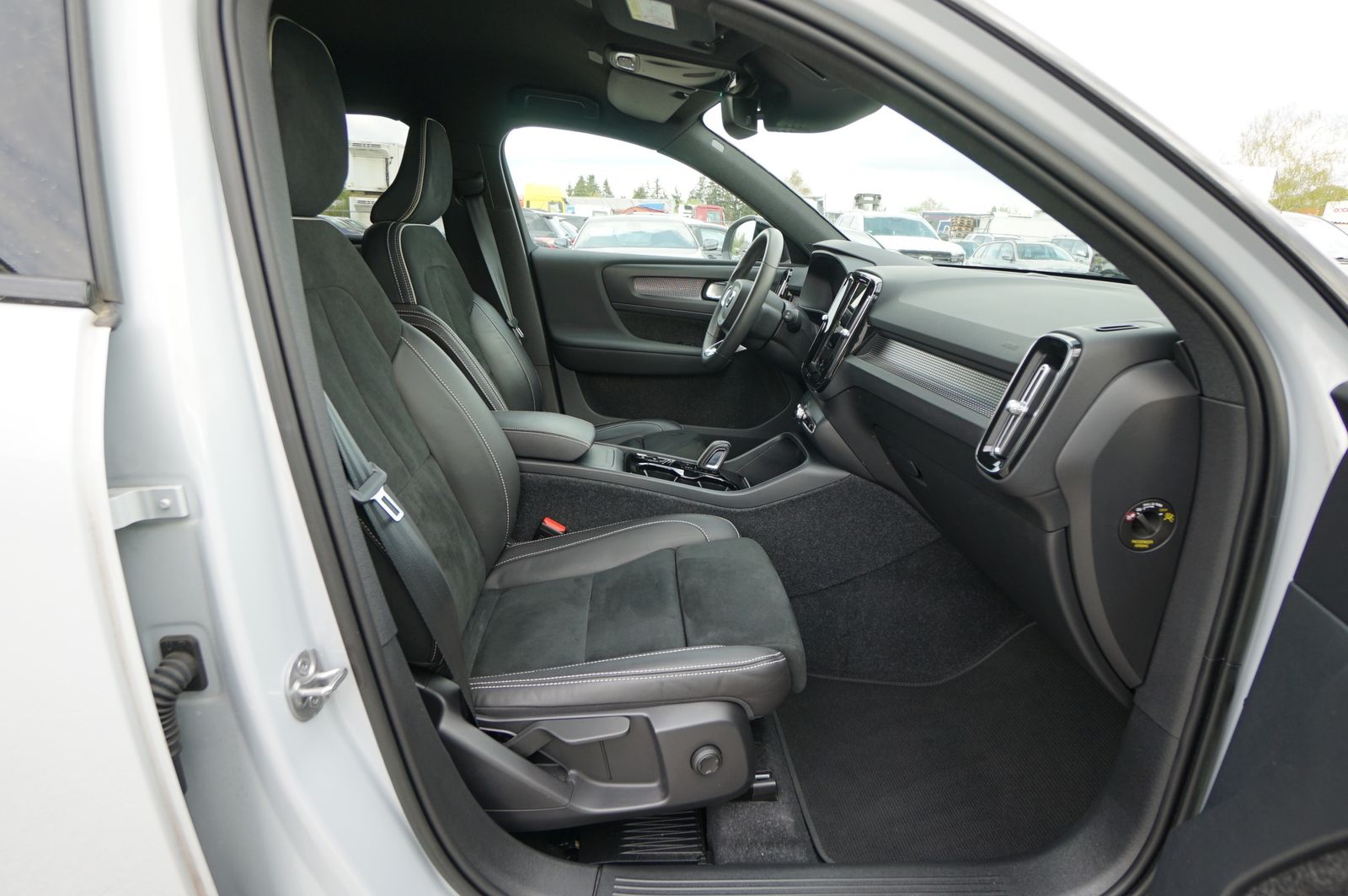 Volvo XC40 T3 Geartronic R-Design |1.Hand| |Kamera| foto 17