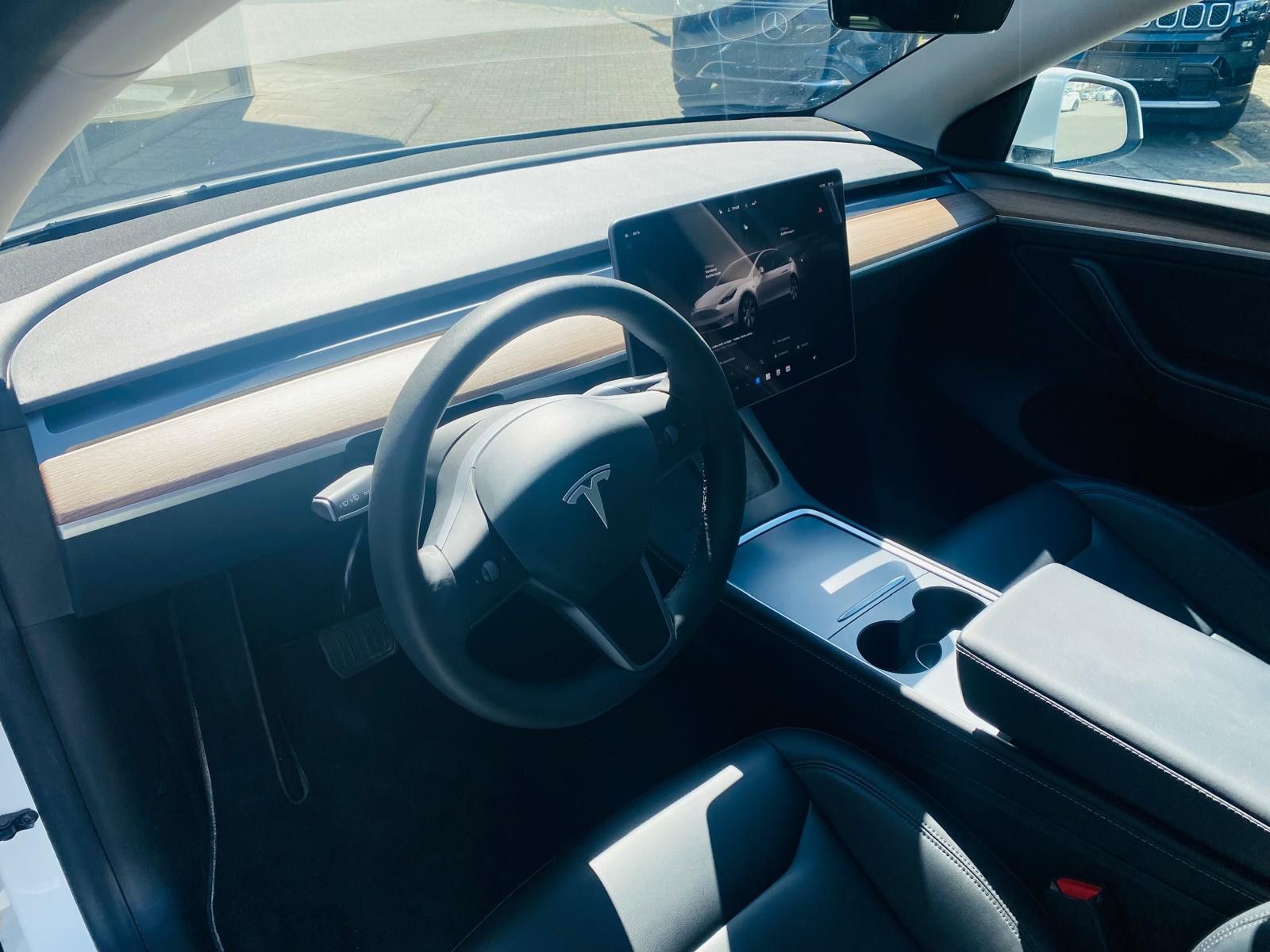 Tesla Model Y LR Dual AWD PANO+STDHZ+NAVI+LED+ACC+AHK+ foto 17
