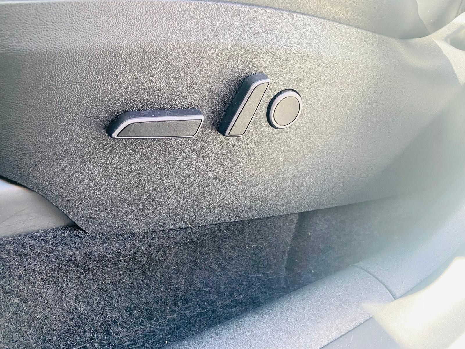 Tesla Model Y LR Dual AWD PANO+STDHZ+NAVI+LED+ACC+AHK+ foto 19
