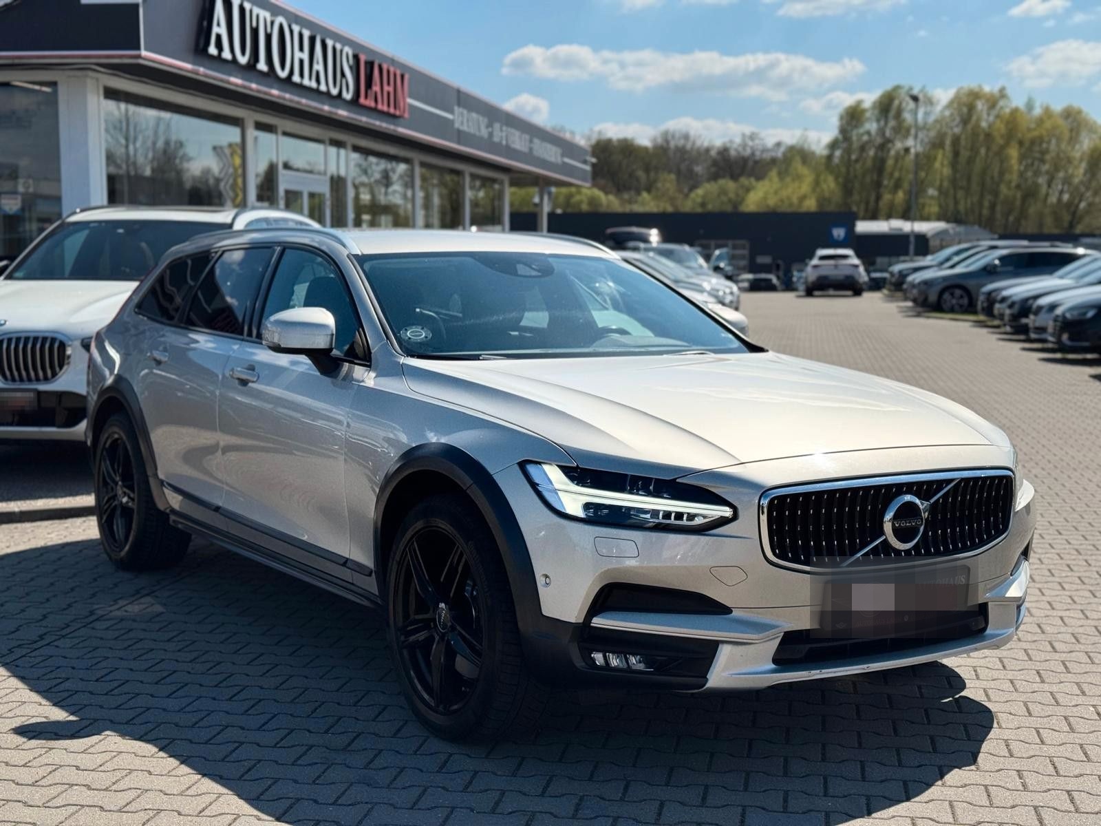 Volvo V90 2.0 D4 4WD"Cross Country"KEYLESS*AHK*KAMERA* foto 3