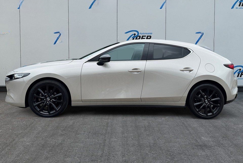 Mazda 3 SKYACTIV-G 2.0 150PS M Hybrid 6GS AL-HOMURA PR foto 2