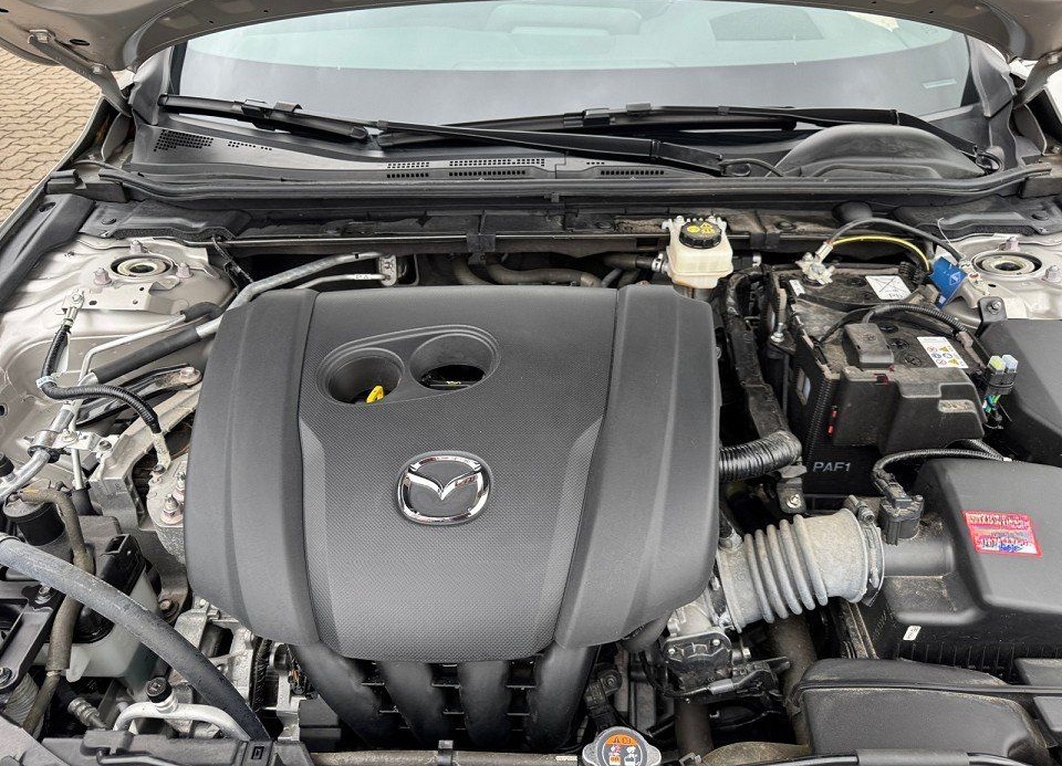 Mazda 3 SKYACTIV-G 2.0 150PS M Hybrid 6GS AL-HOMURA PR foto 20
