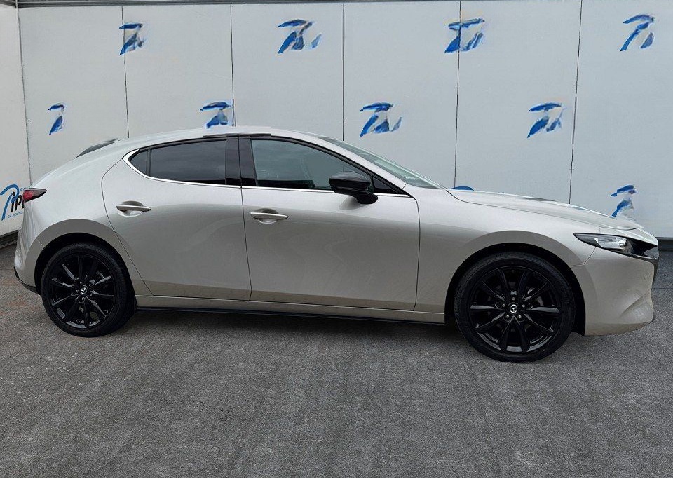 Mazda 3 SKYACTIV-G 2.0 150PS M Hybrid 6GS AL-HOMURA PR foto 6