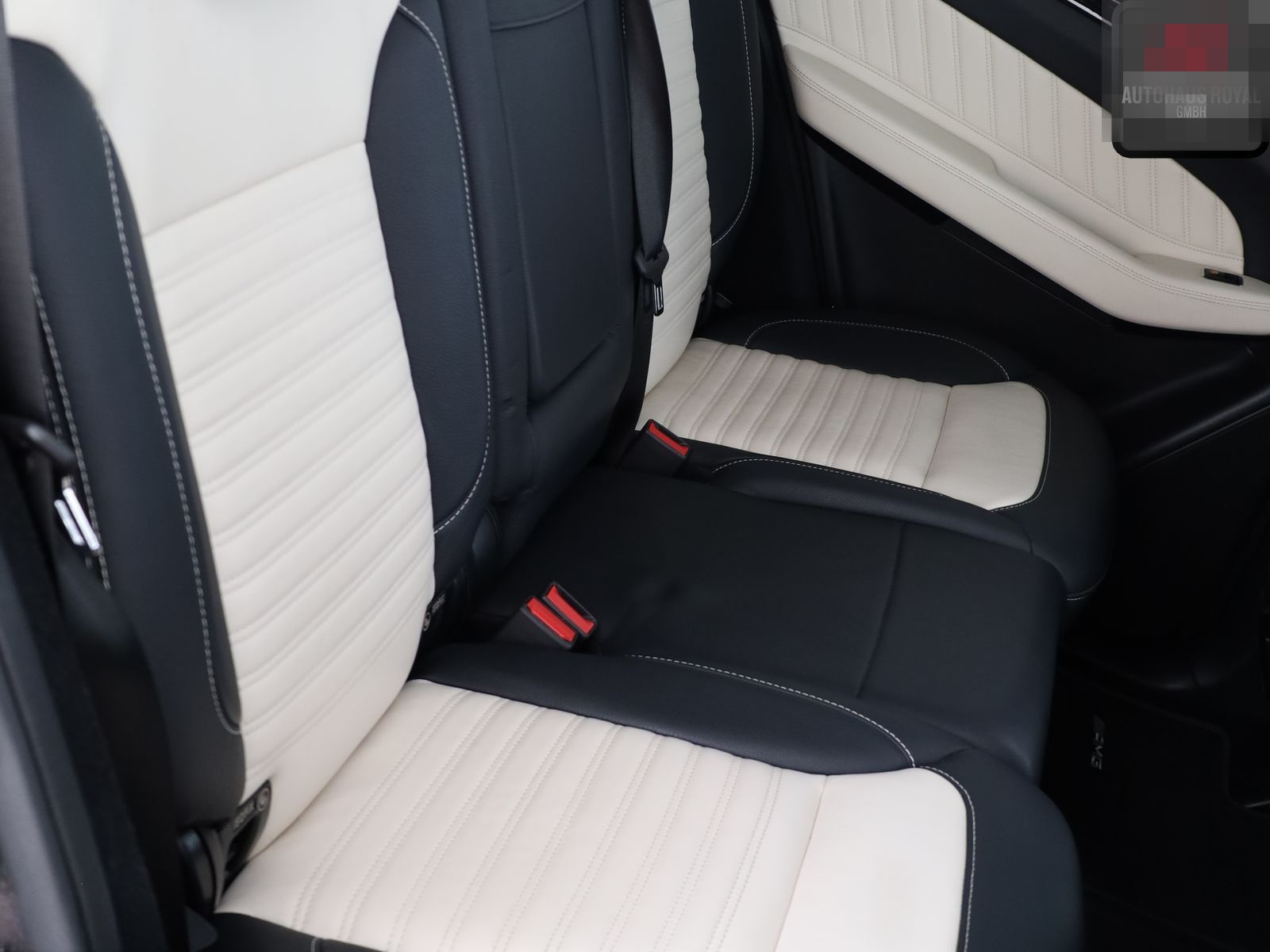 Mercedes-Benz GLE 350 d 4M AMG FOND-TV,360GRAD,DISTRONIC,AHK foto 11