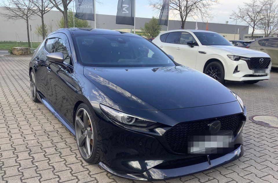 Mazda 3 2.0 X  Selection Performance Sport-Paket foto 2