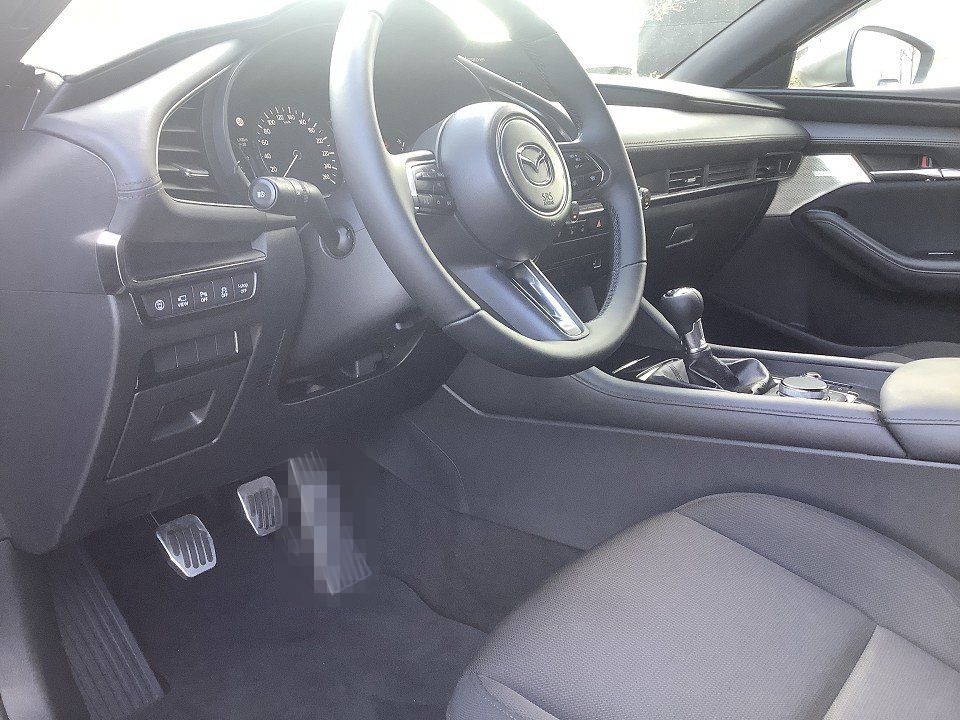 Mazda 3 2.0 X  Selection Performance Sport-Paket foto 11