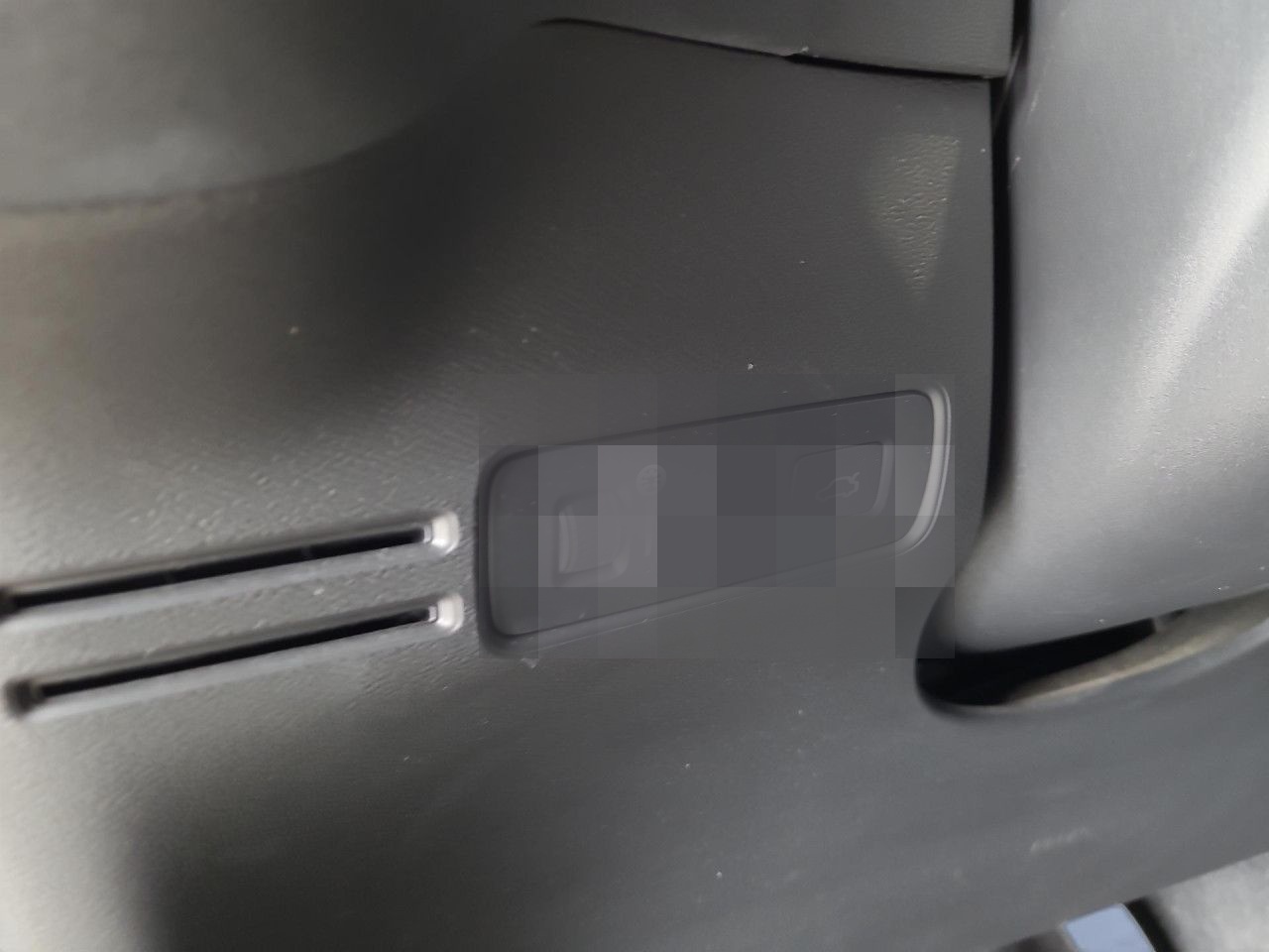 Volvo XC 40 R Design 2WD Bluetooth Navi LED Vollleder foto 10