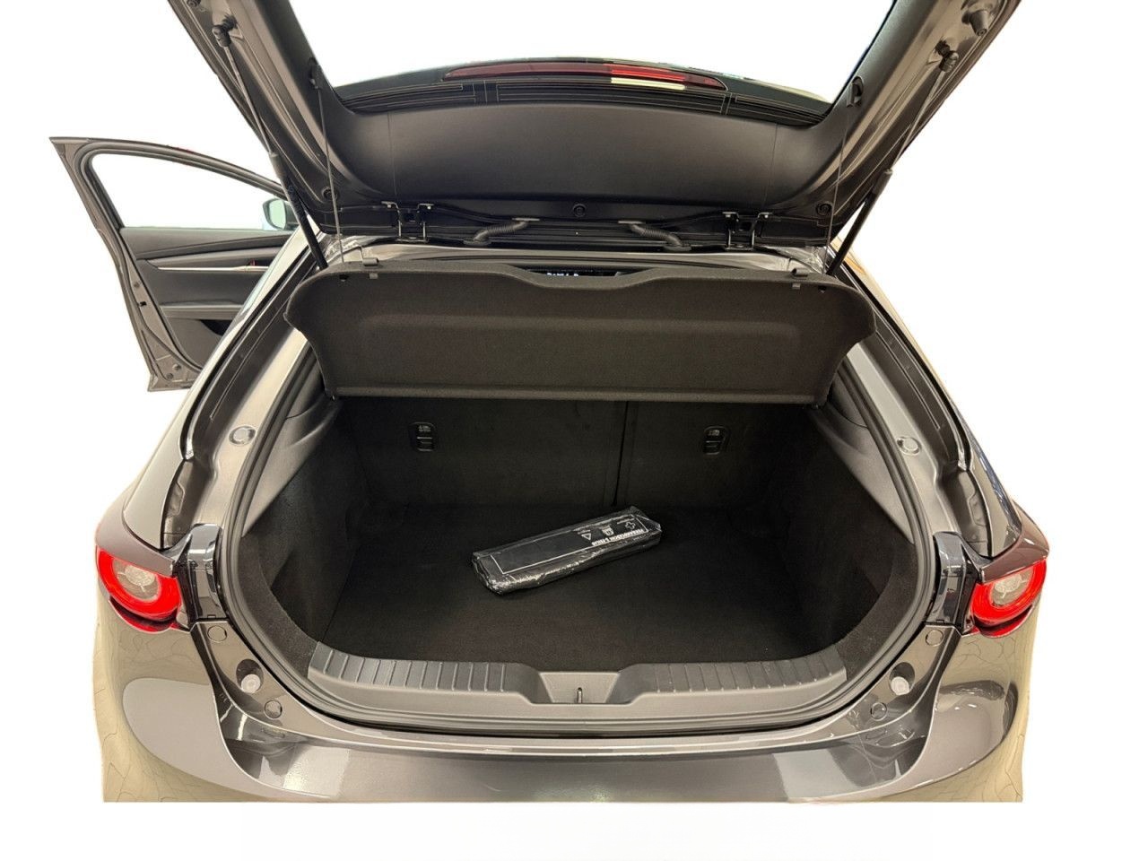 Mazda 3 5 HB 2.5L e-Skyactive G AT Exclusive-Line Navi foto 15