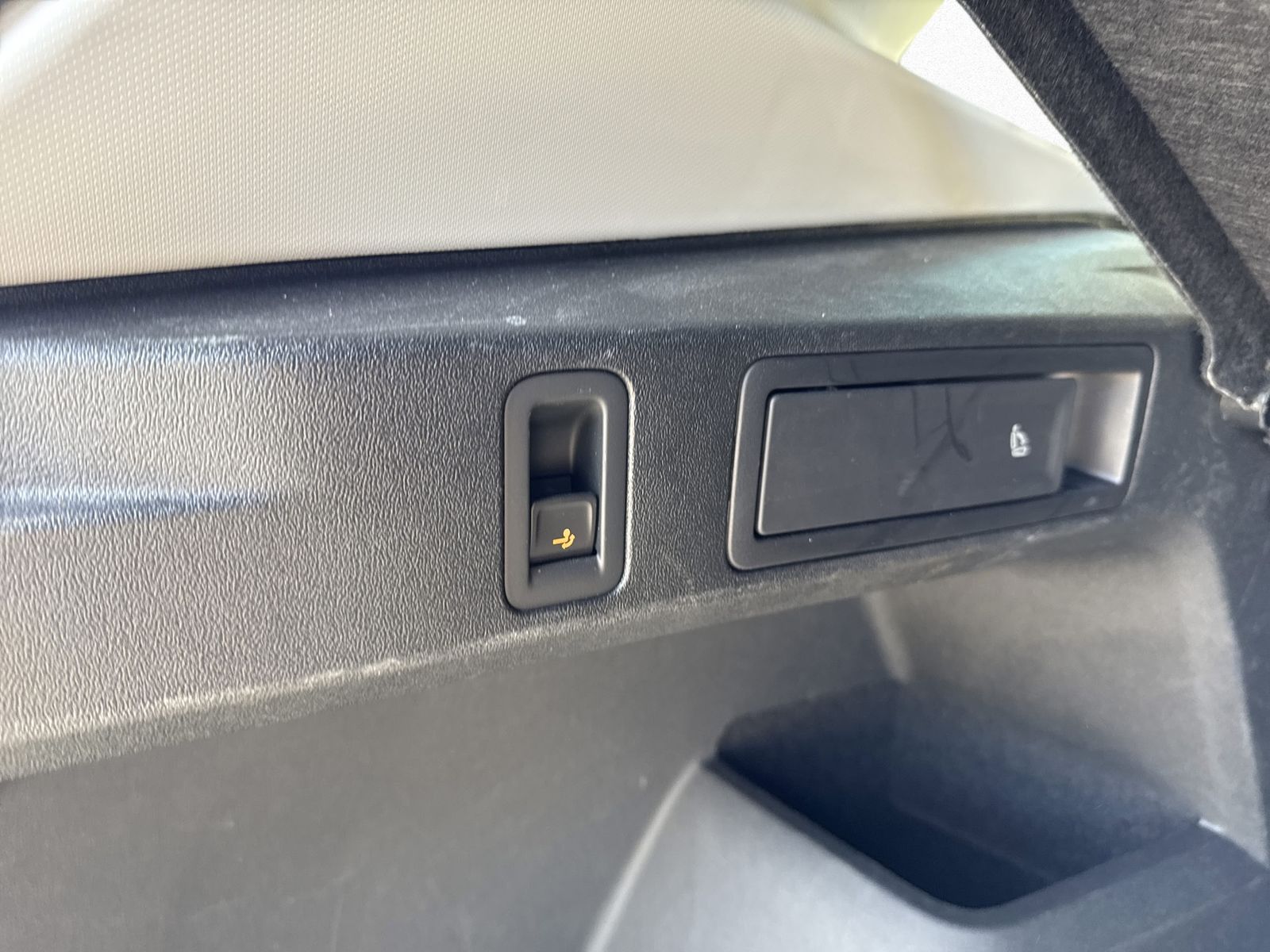Volkswagen Tiguan Life 2.0 TDI 7-DSG NAVI KLIMA AHK KAMERA foto 16