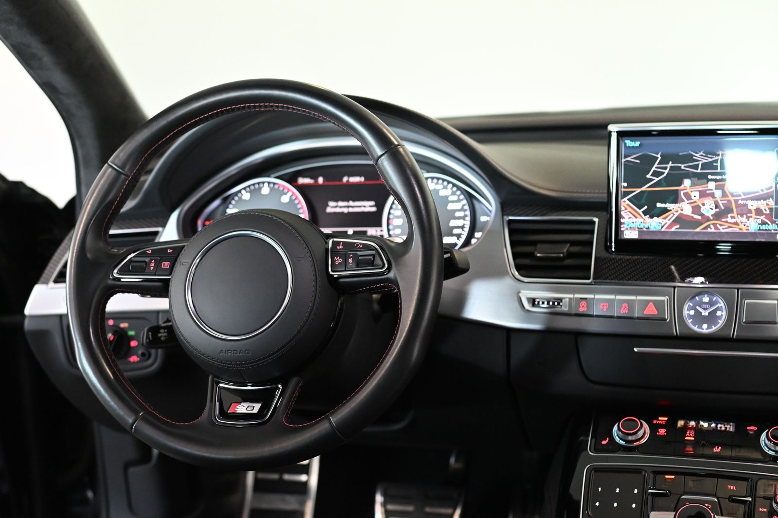 Audi S8 4.0 TFSI quattro plus Sportabgasanlage 19" foto 19