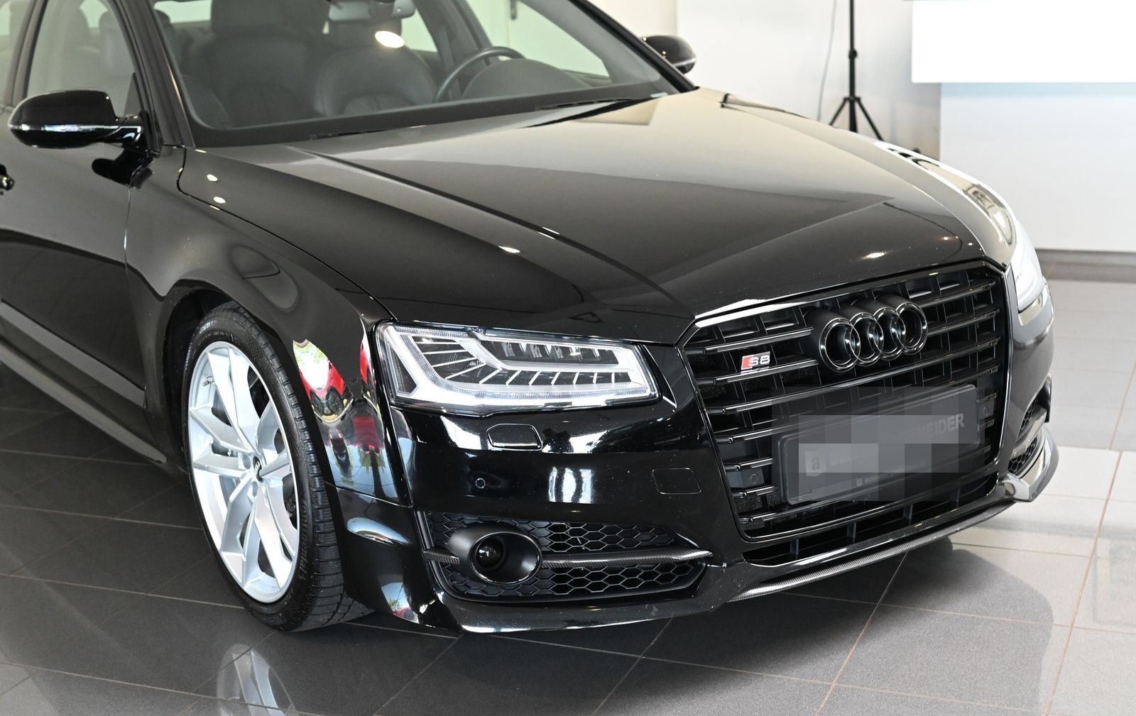 Audi S8 4.0 TFSI quattro plus Sportabgasanlage 19" foto 7
