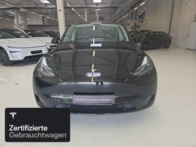 Tesla Model Y Rear-Wheel Drive foto 3