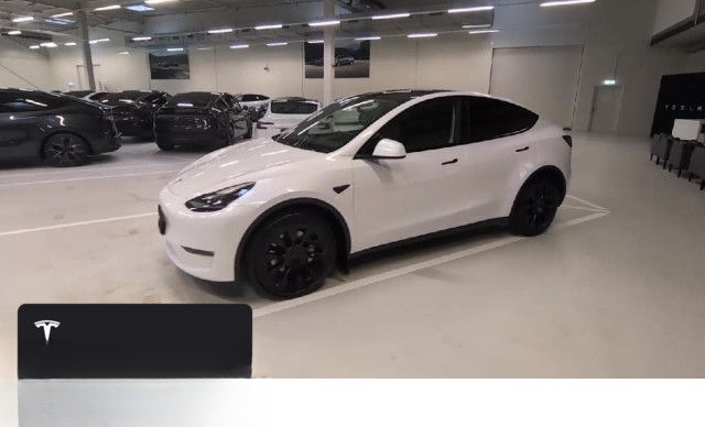 Tesla Model Y Long Range AWD foto 12