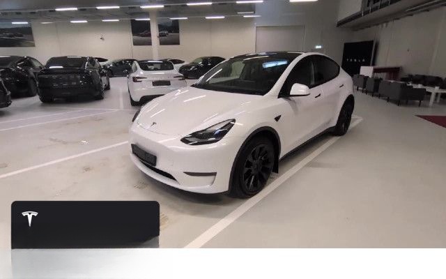 Tesla Model Y Long Range AWD foto 9