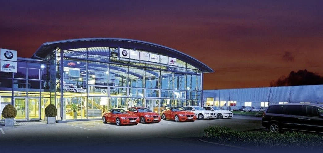 BMW 330e Touring Individual H&K ParkAs+ foto 3