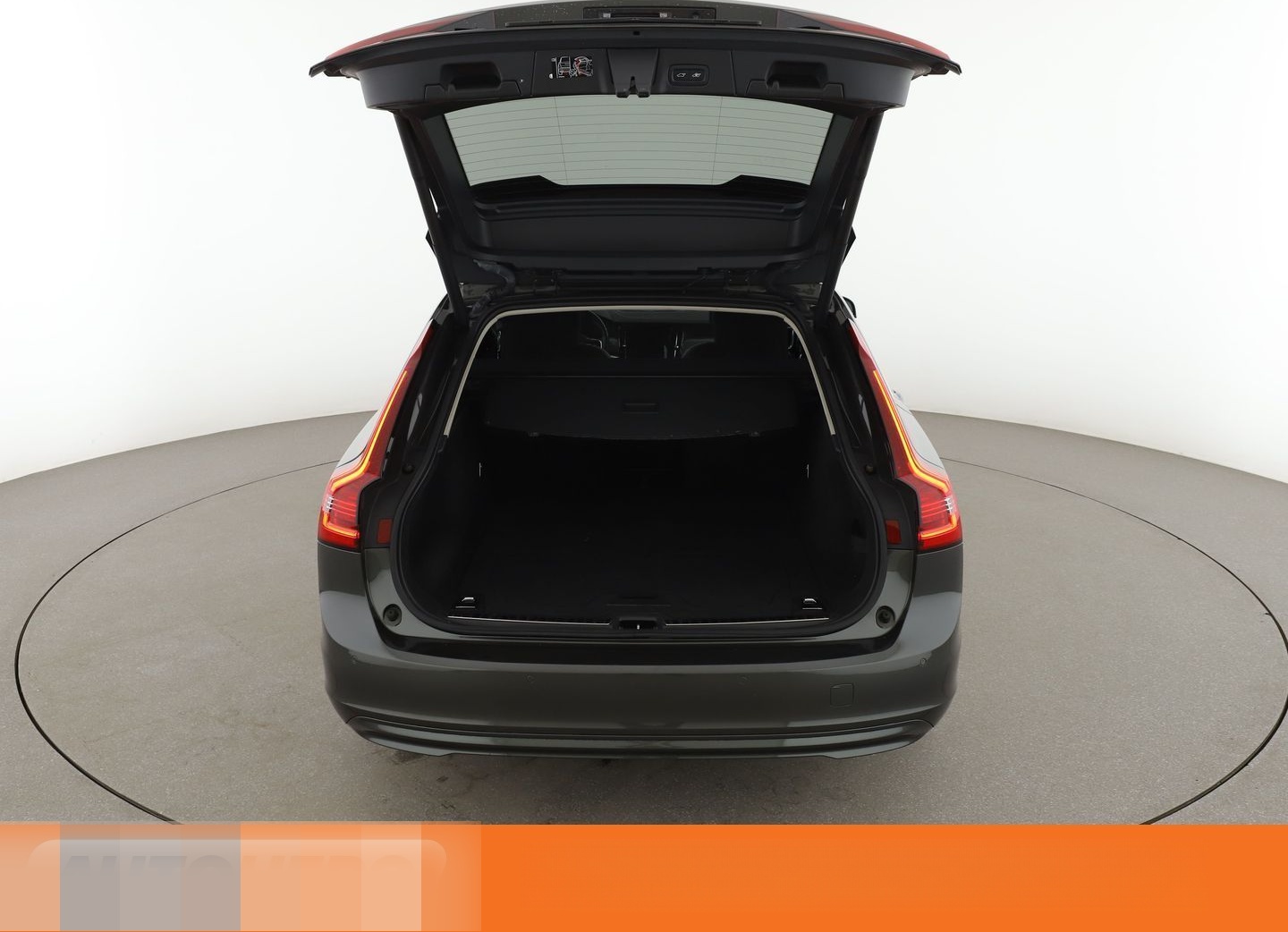 Volvo V90 2.0 B4 Mild-Hybrid Momentum Pro Aut.*NAV*HUD foto 17