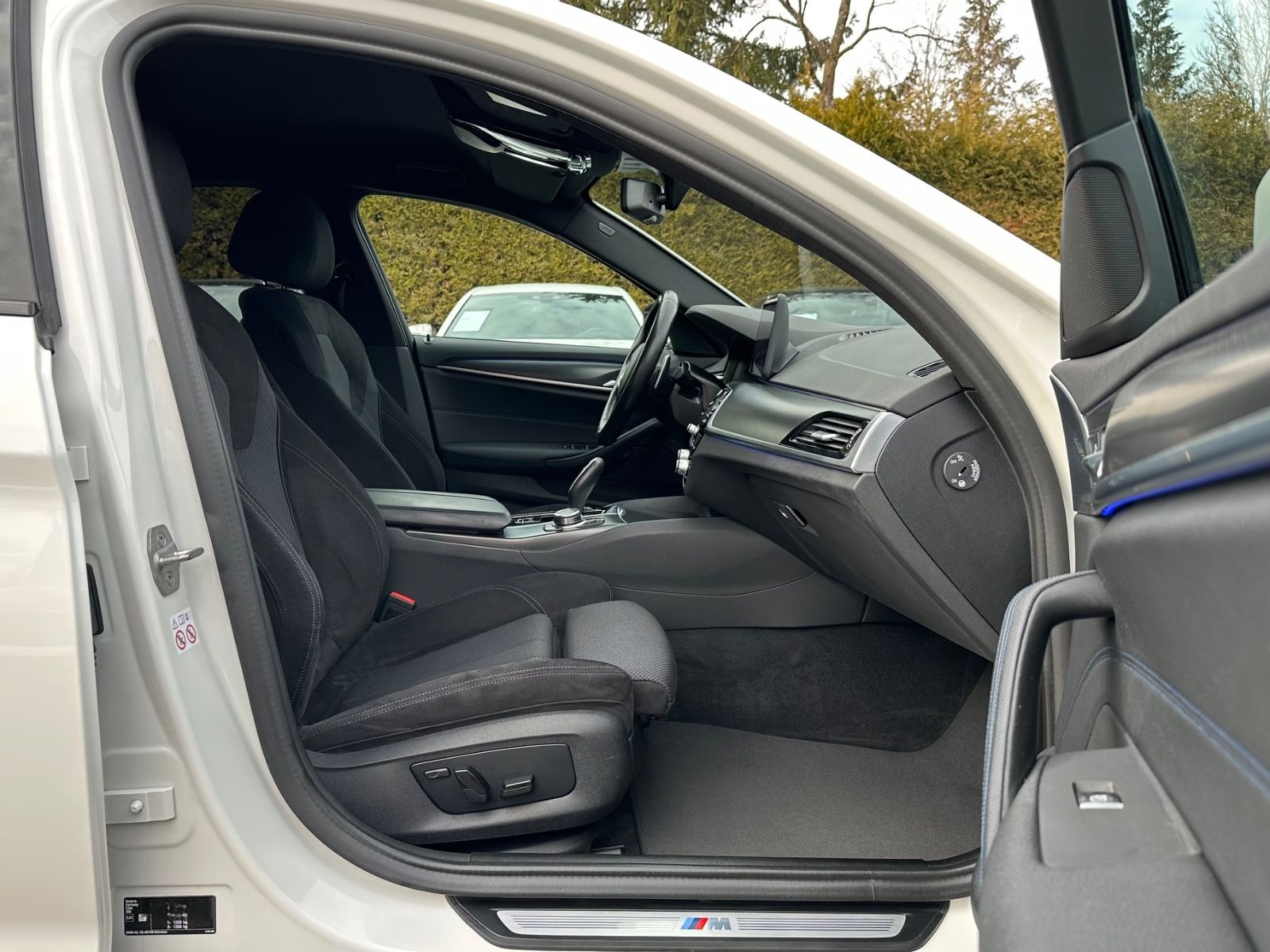 BMW 530d SAG M-Sportpaket Navi Laser Head-Up Kamera foto 6