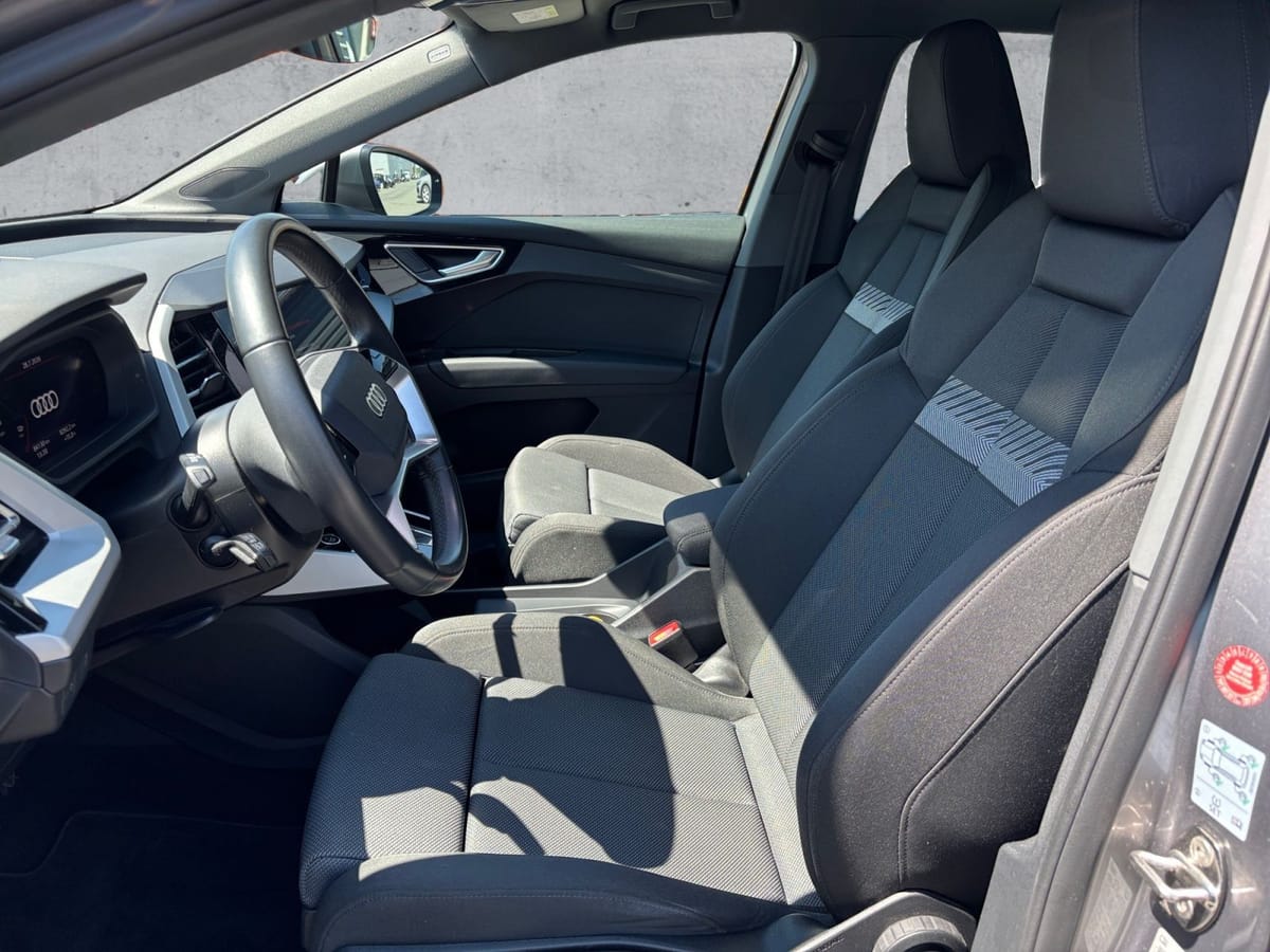 Audi Q4 e-tron 45 QU LED+NAVI+RFK+ACC+SHZ+20"LM foto 12