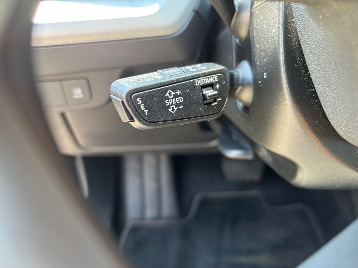 Audi Q4 e-tron 45 QU LED+NAVI+RFK+ACC+SHZ+20"LM foto 17