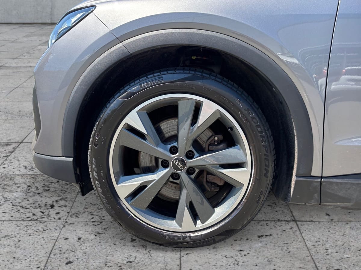Audi Q4 e-tron 45 QU LED+NAVI+RFK+ACC+SHZ+20"LM foto 8