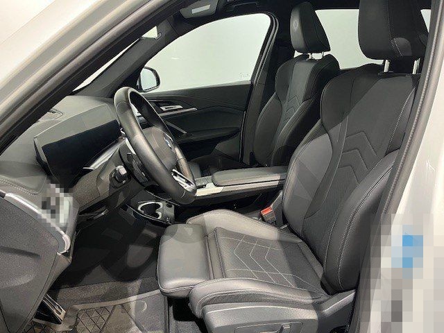 BMW X1 xDrive23d M Sportpaket Head-Up HK HiFi DAB foto 7