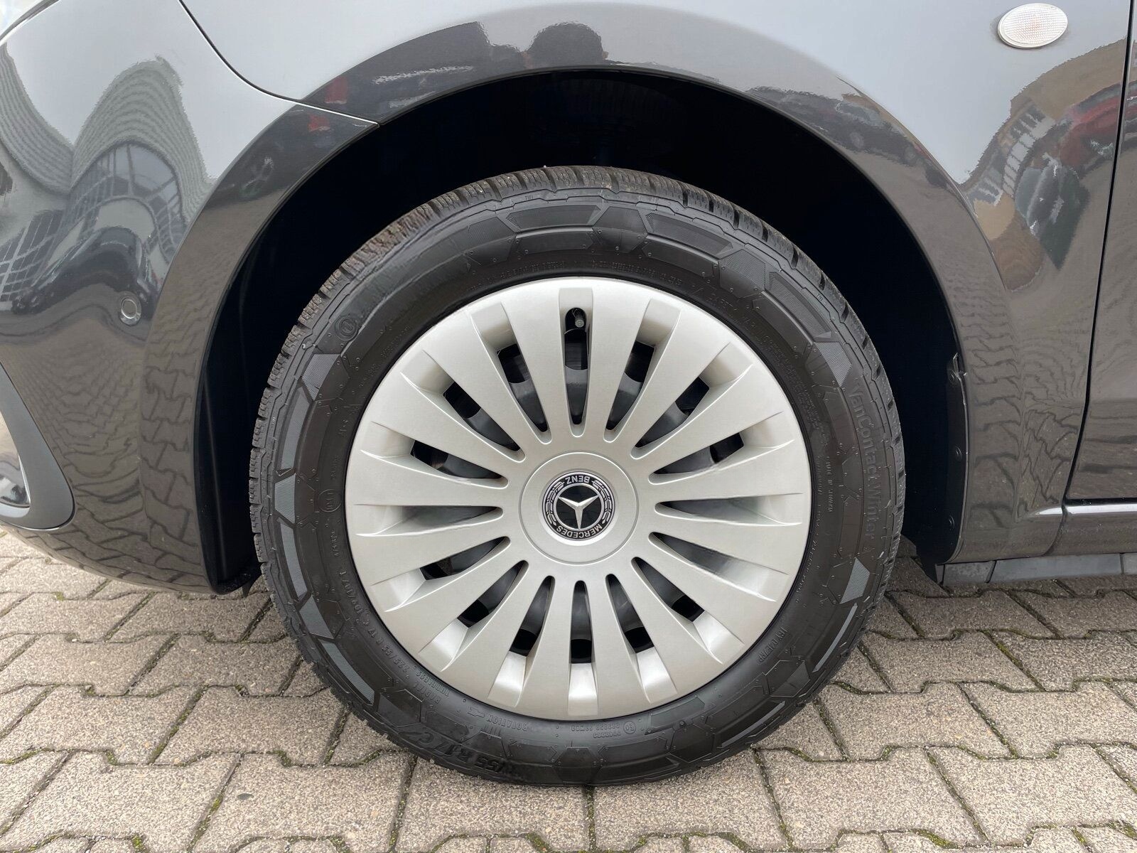 Mercedes-Benz Vito 116 CDI Tourer PRO L NAVI+KLIMA+KAM+9 SITZE foto 24