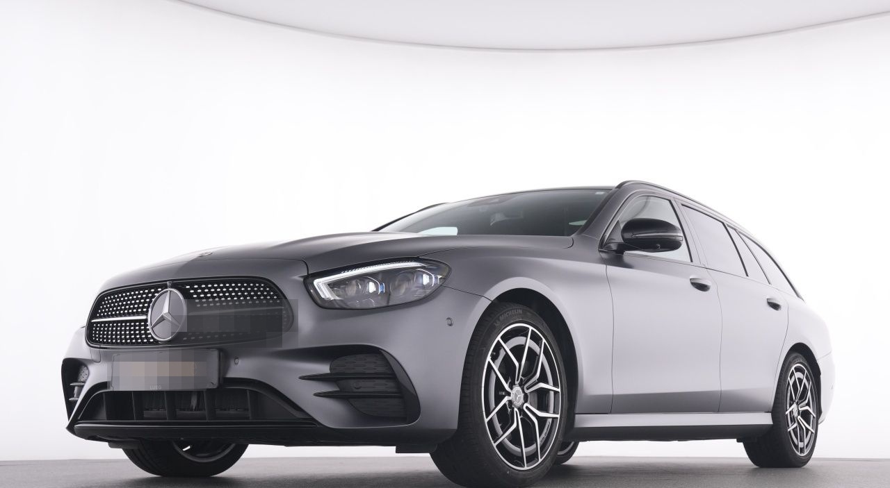 Mercedes-Benz E 200 T AMG+MBUXHighEnd+Pano+Burm+MBeam+AHK+360° foto 7