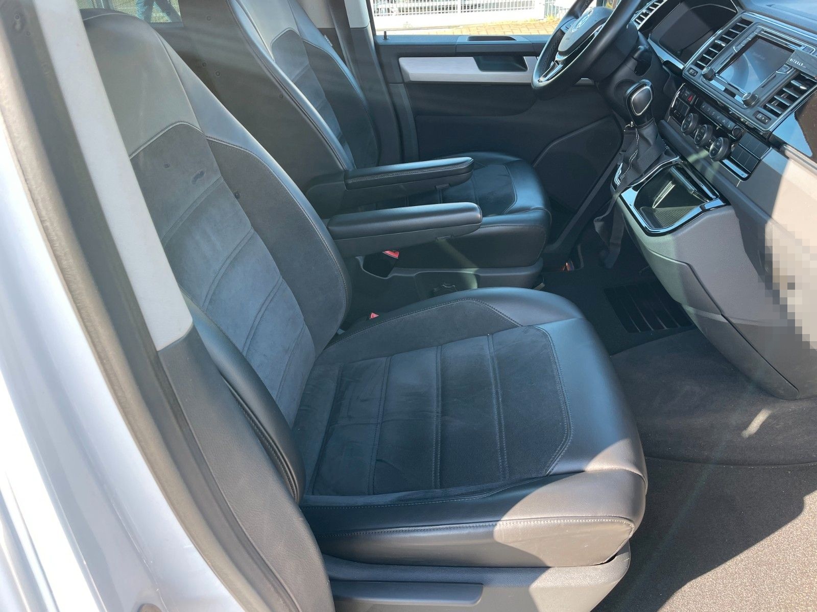 Volkswagen T6 2.0 TDI DSG Multivan Edition/NAVI/LED/AHK/ACC foto 16