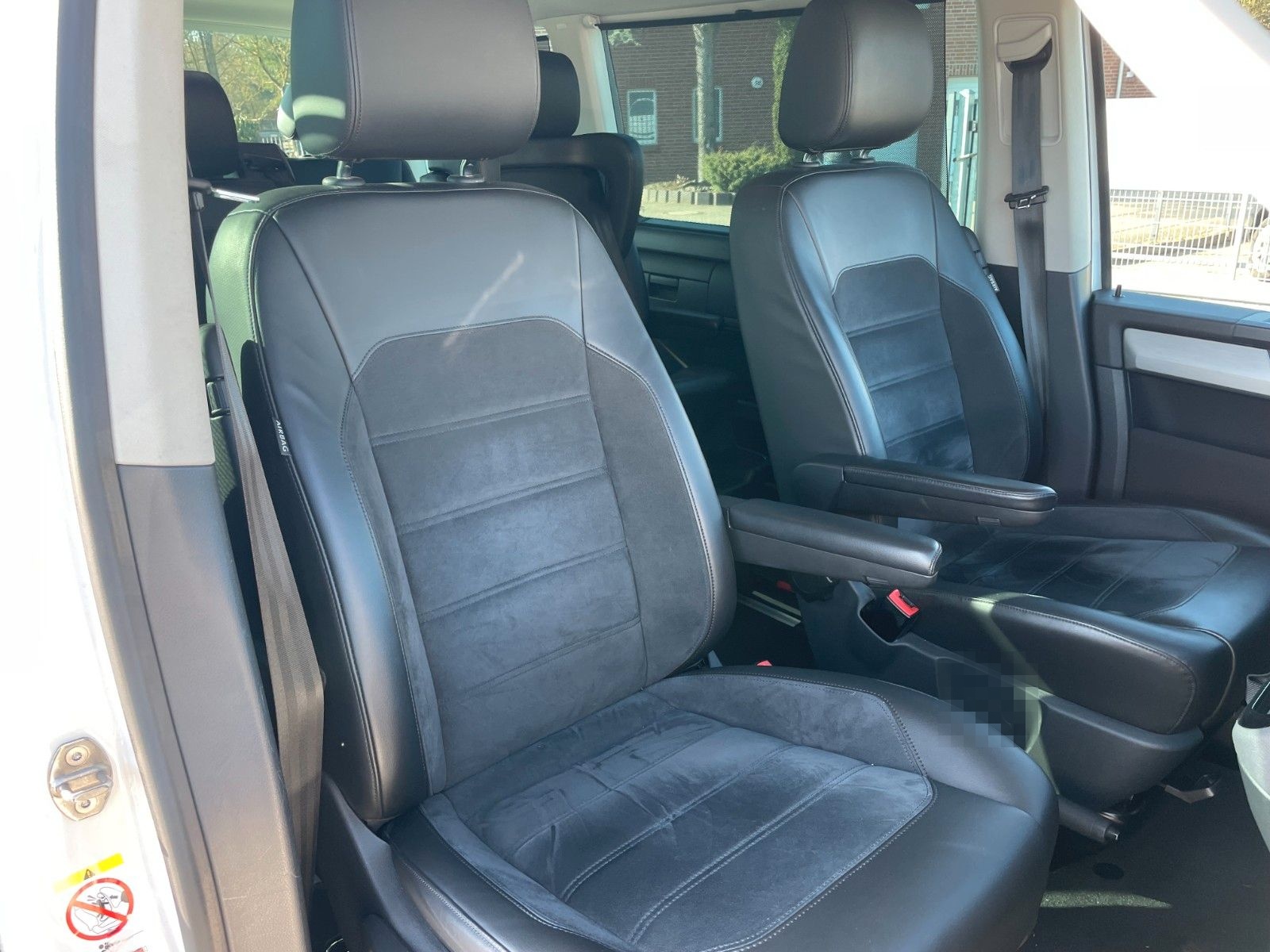 Volkswagen T6 2.0 TDI DSG Multivan Edition/NAVI/LED/AHK/ACC foto 17