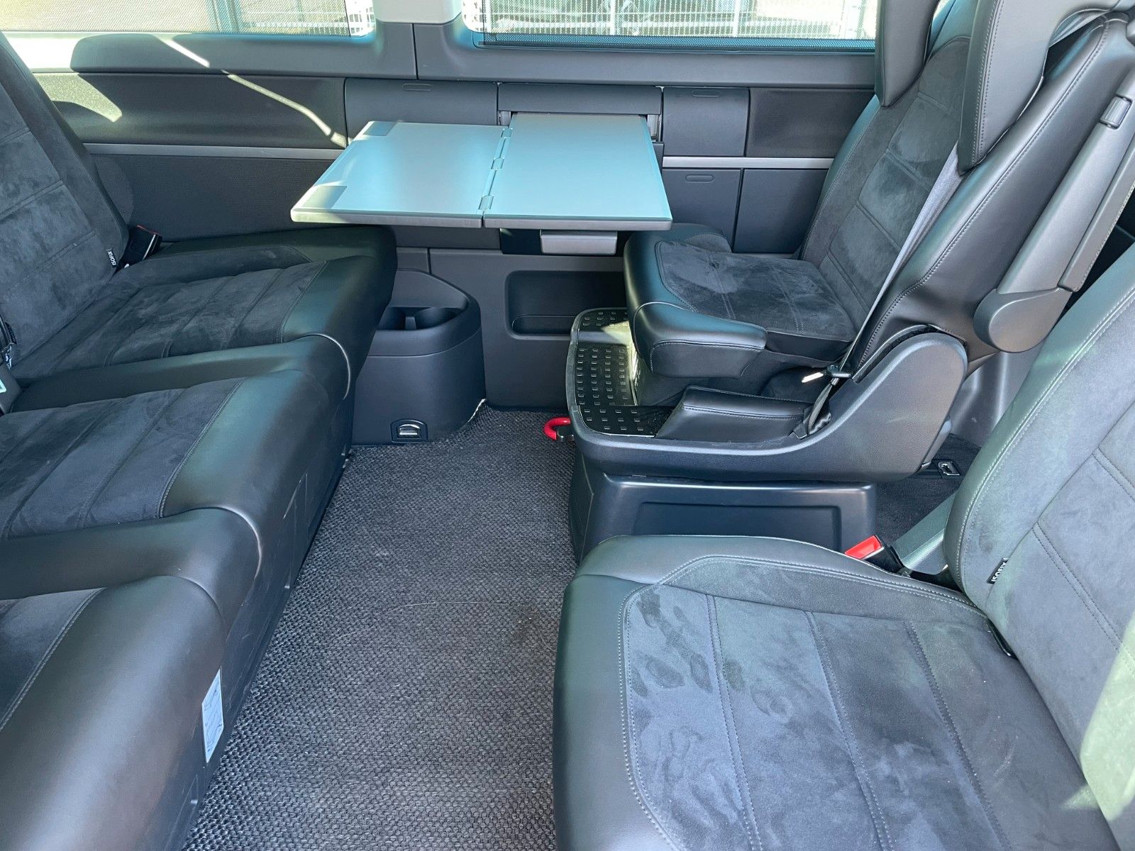 Volkswagen T6 2.0 TDI DSG Multivan Edition/NAVI/LED/AHK/ACC foto 25