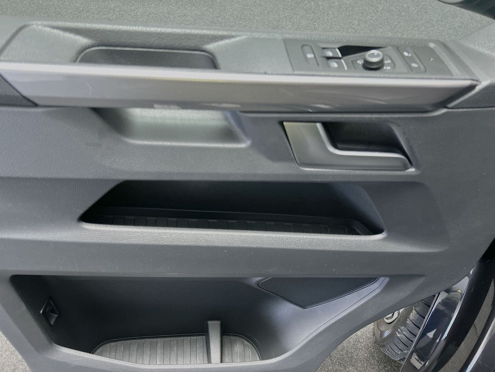 Volkswagen T6.1 Multivan 2.0 TDI DSG Generation Six foto 13